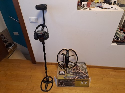 Garrett max metal detector - at,
